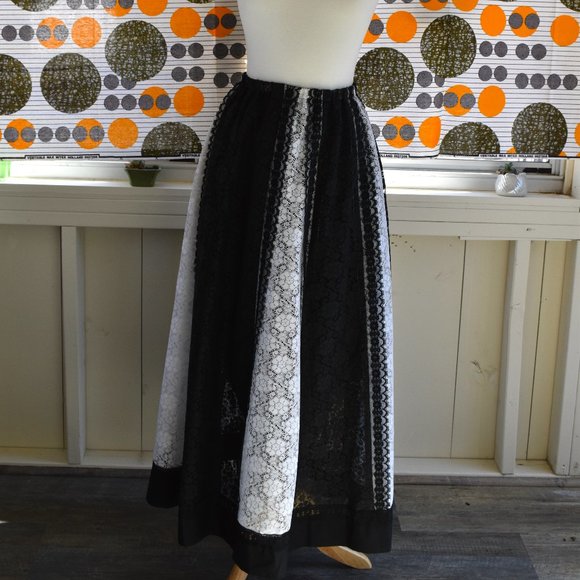 Vintage Dresses & Skirts - VTG Carefree Fashions handmade skirt